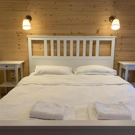 Rez 4 Apartman Brassó